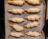 A picture of step 5 of Sausage milk bun.