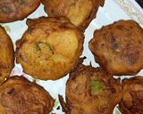 A picture of step 4 of Alu vada.