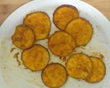Bengali Begun Bhaja. கத்திரிக்காய் வறுவல் 😜 (Kathirikaai varuval recipe in tamil) ரெசிபி ஸ்டேப் 1 புகைப்படம்