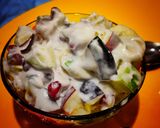 A picture of step 4 of Creamy fruits salad.