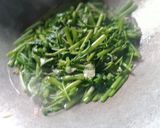 Foto langkah ke 3 dari resep 12 #Tumis kangkung sederhana.