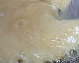 A picture of step 2 of Peanute leyard Chikki.