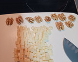 Foto del paso 4 de la receta: Ensalada gourmet con aderezo de queso viejo y mostaza (1)