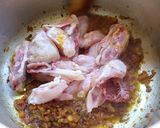 A picture of step 4 of Chicken curry.