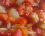 Foto del paso 3 de la receta: Farfalle veganas con salsa de tomate y curry