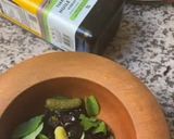 Une image de l'étape 5 de 🪹🍃Tapenade olive 🫒 noire herbes 🌿 de Provence🌶️🪻piment oiseau🌶️.