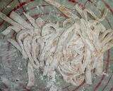 Hình bước làm 8 của món Bánh Canh Gấc Bò Viên