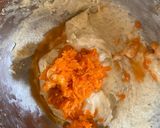 A picture of step 4 of Gajar Halwa Cake.