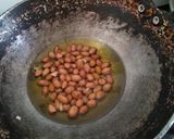A picture of step 3 of Poha chivda.