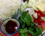 รูปขั้นตอนการทำที่ 1 ของ ข้าวผัดน้ำพริกเผาเนื้อ