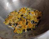 উচ্ছে পাতার পকোড়া(uche patar pakoda recipe in Bengali) রেসিপির ধাপ 2 ছবি