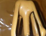 A picture of step 3 of Home made cuppucino.