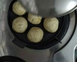 A picture of step 5 of Stuffed Jowar Bati.