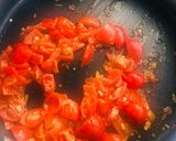 Foto del paso 1 de la receta: Huevo con tomate sin huevo (Tofu) 👌🏻