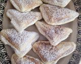 A picture of step 9 of Sandwich Toaster Mini cakes.