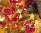 Foto del paso 3 de la receta: Tortilla de pimiento rojo y ajo