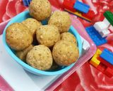 बेसन गोंद घी लेफ्टओवर लड्डु(Besan Gond Ghee Leftover Laddu recipe in Hindi) रेसिपी चरण 5 फोटो