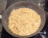 Foto del paso 5 de la receta: Macarrones con Soja texturizada a la mostaza (Trampantojo macarrones a la carbonara)
