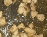 صورة لخطوة 1 من وصفة شوربة الدجاج بالكريمه والفطر 🥄
