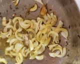A picture of step 4 of Cluster beans curry.