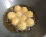 Foto langkah ke 3 dari resep Jemblem aka bola singkong.