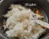 A picture of step 4 of Bengali Vegetable Fried Pulao.