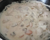 Foto del paso 3 de la receta: Pechuga de pollo a la crema