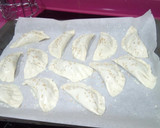 Foto del paso 7 de la receta: Empanadillas rápidas de morcilla y cebolla confitada