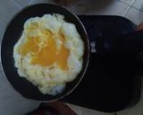 Foto langkah ke 1 dari resep Telor geprek simple anti gagal.