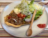 Une image de l'étape 4 de Barquitas au bœuf haché, purée d’avocat et graines germées.