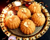 A picture of step 5 of Jaggery Kesari Prasadam.