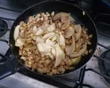 Foto del paso 3 de la receta: Tarta de manzana y durazno