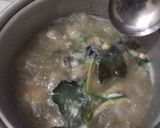 Foto langkah ke 3 dari resep Sup Ayam Kuah Bening.