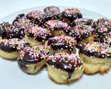 Foto langkah ke 5 dari resep Mini Donat Jco Anti Gagal Cuma 3 bahan.
