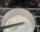 Hình bước làm 5 của món Mỳ trộn thịt xào kim chi Hàn Quốc