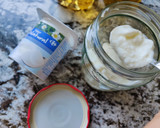 Foto del paso 1 de la receta: Salsa vinagreta de curry con yogurt para ensaladas