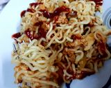 A picture of step 11 of Karahi Noodles.