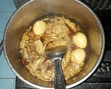 Foto langkah ke 6 dari resep Telur, Ayam & Kembang Tahu Masak Kecap.