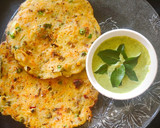 A picture of step 7 of Rava Set Dosa.
