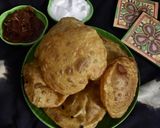 આલુ પૂરી (Aloo Poori Recipe In Gujarati) રેસીપી સ્ટેપ5ફોટો