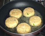 A picture of step 2 of Paneer Potato Patties.