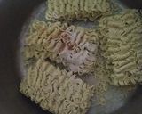 A picture of step 2 of Specialist indomie noodles.