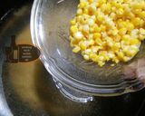 A picture of step 3 of Desi chicken corn soup.