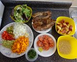 Foto del paso 1 de la receta: Sopa de papas chascadas con costillas y chorizo