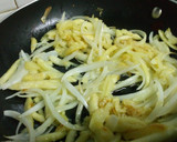 Foto del paso 2 de la receta: Calabacín con crema de piquillo y langostino