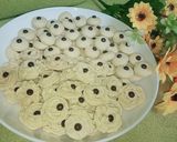 Foto langkah ke 3 dari resep Kue semprit 3bahan.