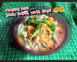 Foto langkah ke 6 dari resep Tongseng kuah jamur, brokoli, wortel simpel.