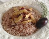 Foto del passaggio 6 della ricetta Risotto alle prugne e rosmarino