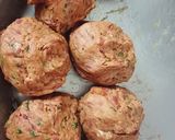 A picture of step 3 of Beetroot aloo paratha.