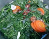 Foto langkah ke 2 dari resep Sayur Bening Bayam.